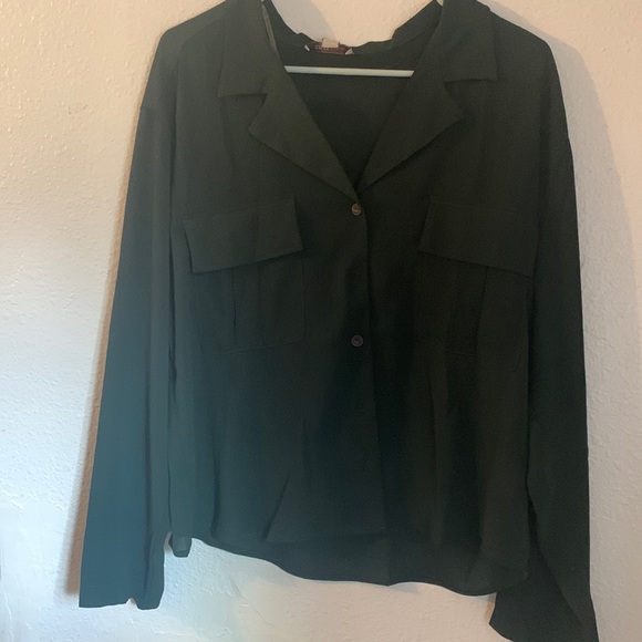 Dark Green button up top. New with tags. - Picture 1 of 2